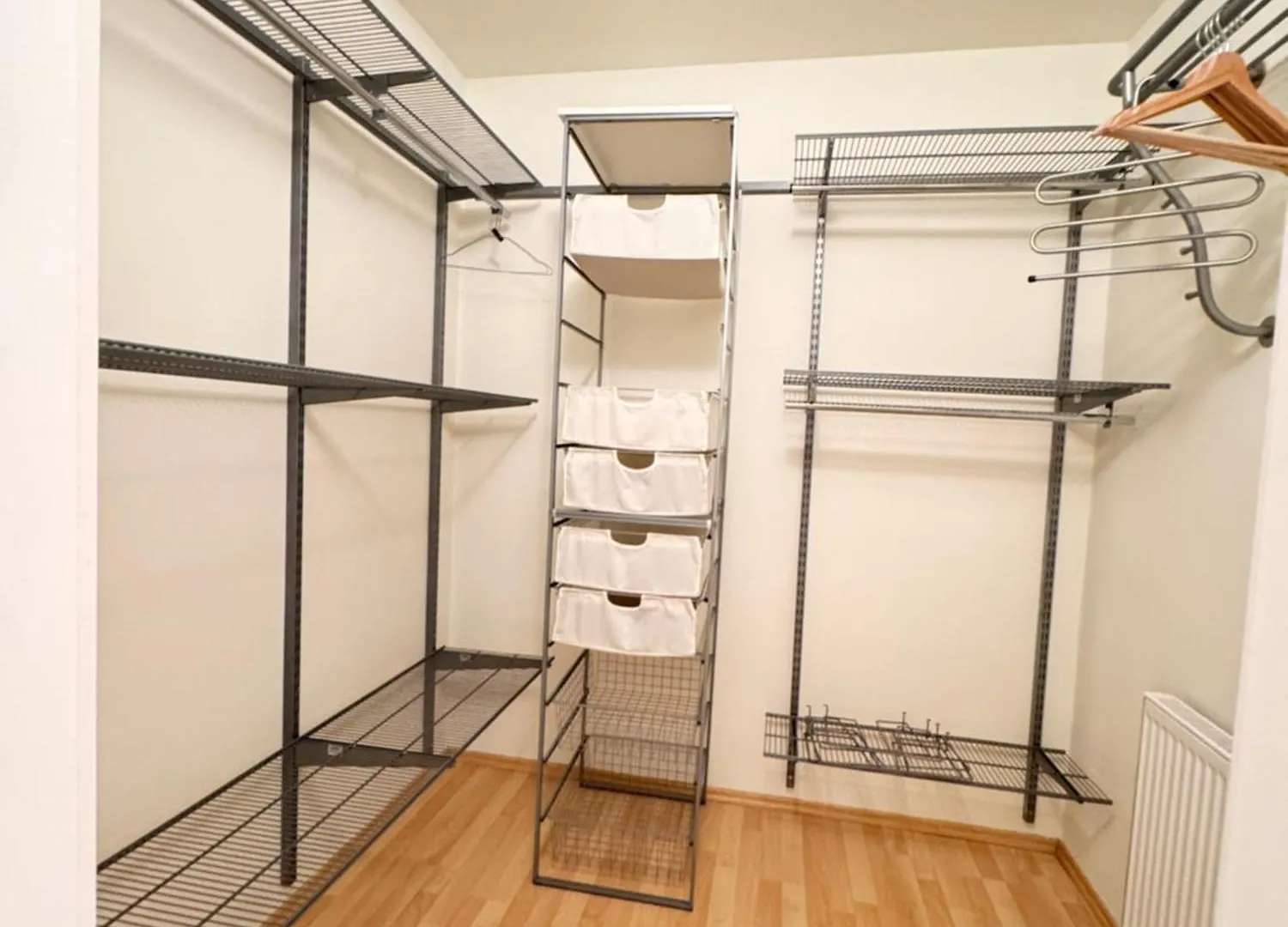 Diamondvilla, 4 Bedroom Apartment, Garden & Spa Prague
