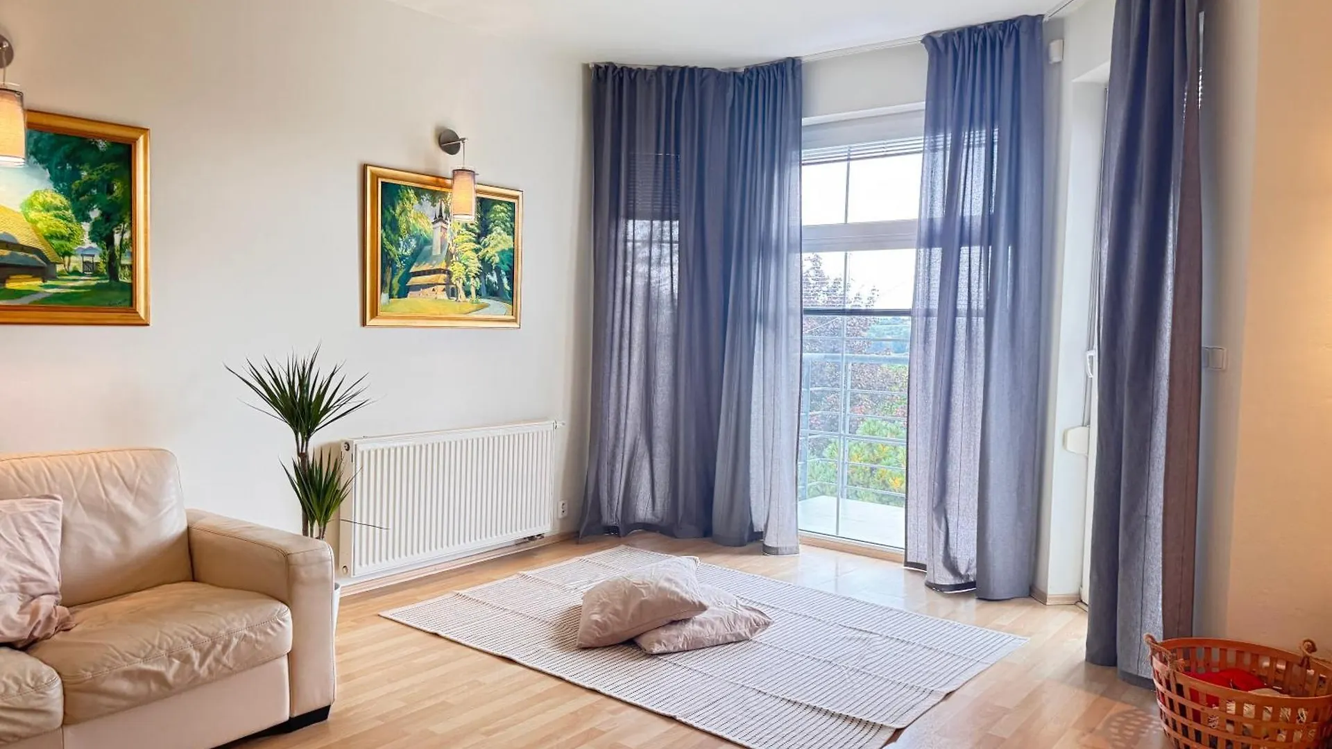 Diamondvilla, 4 Bedroom Apartment, Garden & Spa Prague