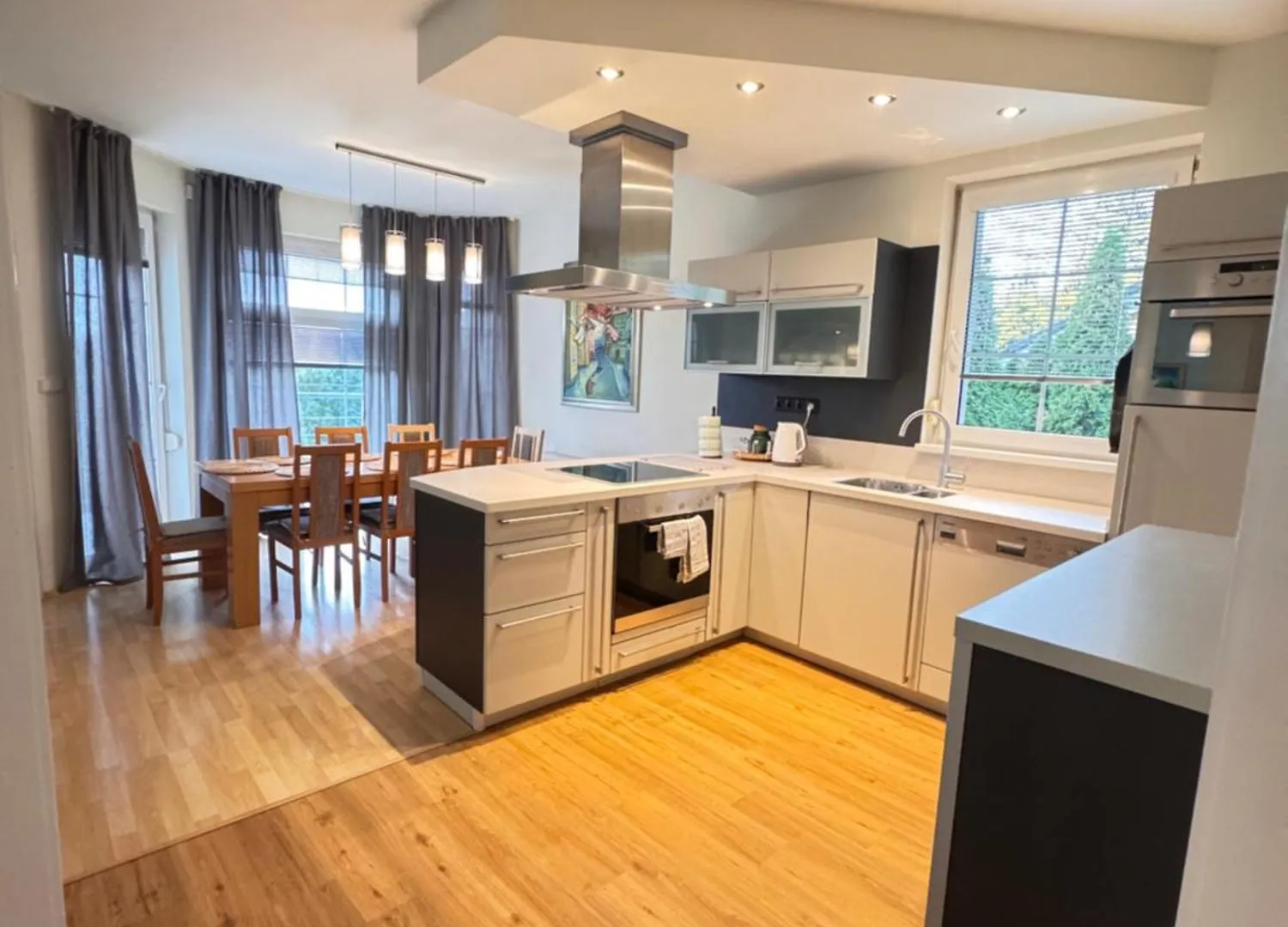 Diamondvilla, 4 Bedroom Apartment, Garden & Spa Prague 0*,  Czech Republic